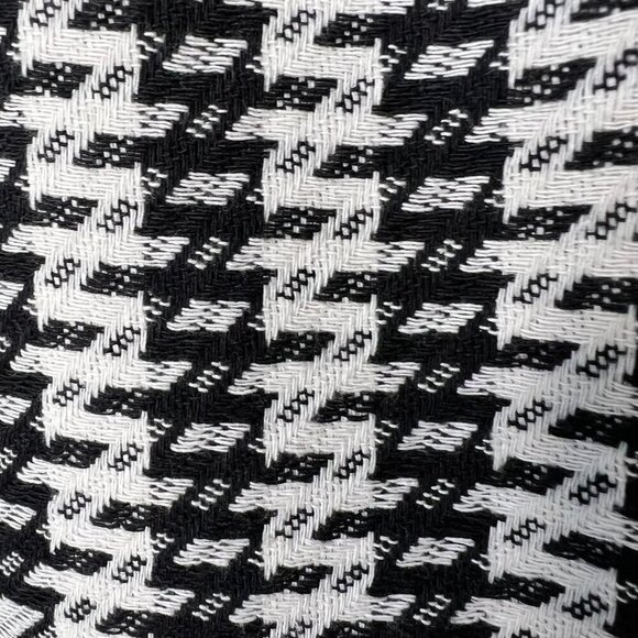 Zara Skirt Womens Size Large Black & White Tweed Plaid Ruffle Houndstooth Pencil - Picture 7 of 14